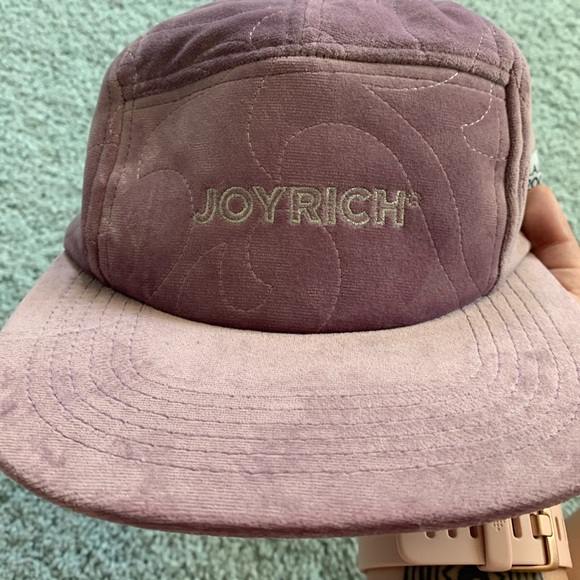 Joyrich pastel purple snapback - Picture 2 of 3